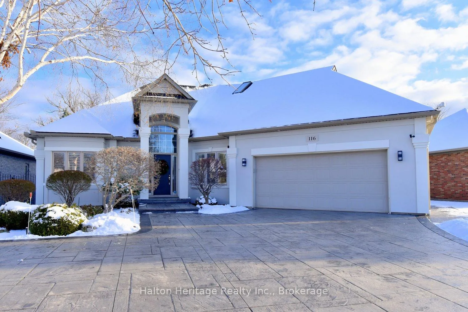 Photo 1 of 116 Grindstone Way, Hamilton, Waterdown — HOMEH