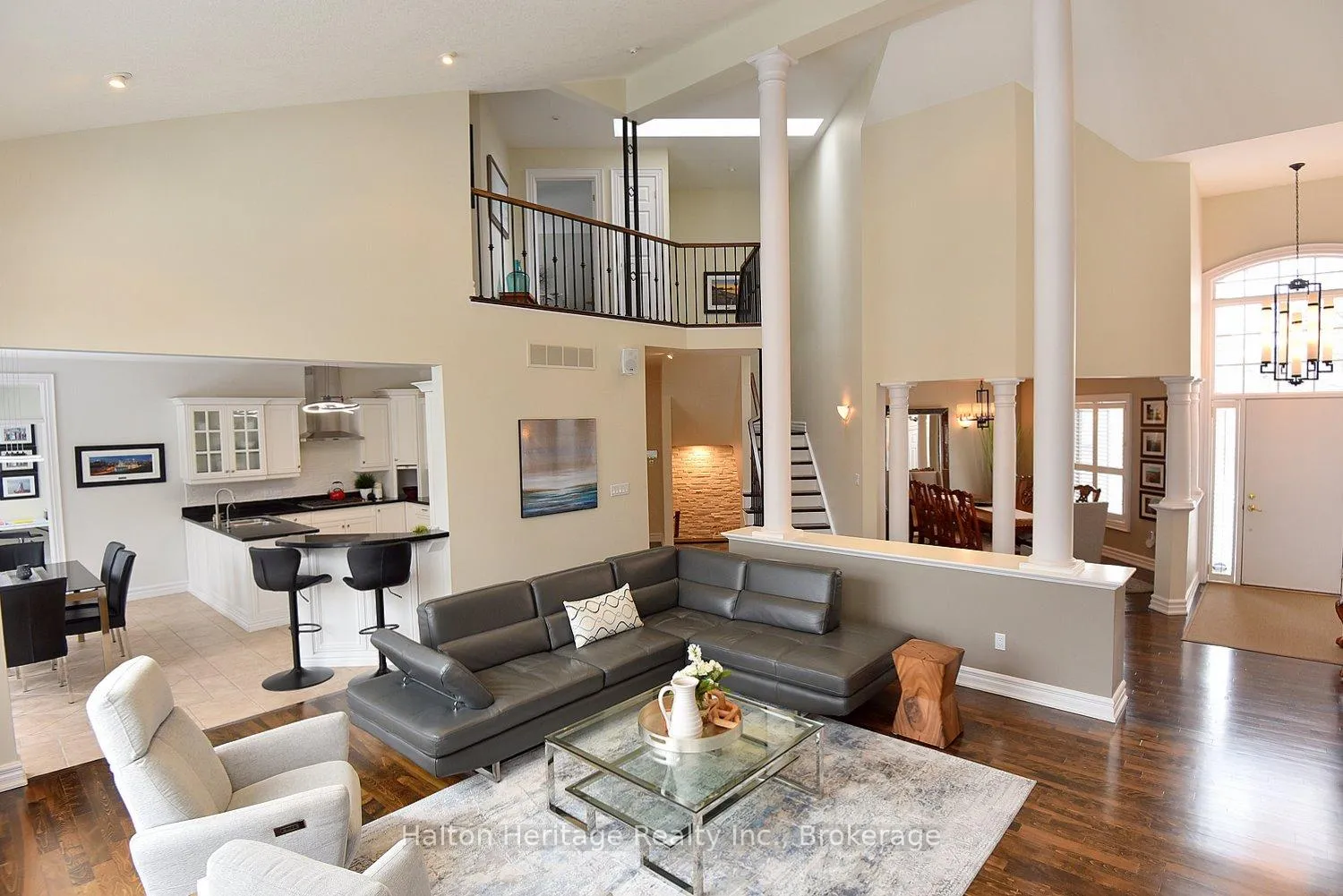 Photo 7 of 116 Grindstone Way, Hamilton, Waterdown — HOMEH