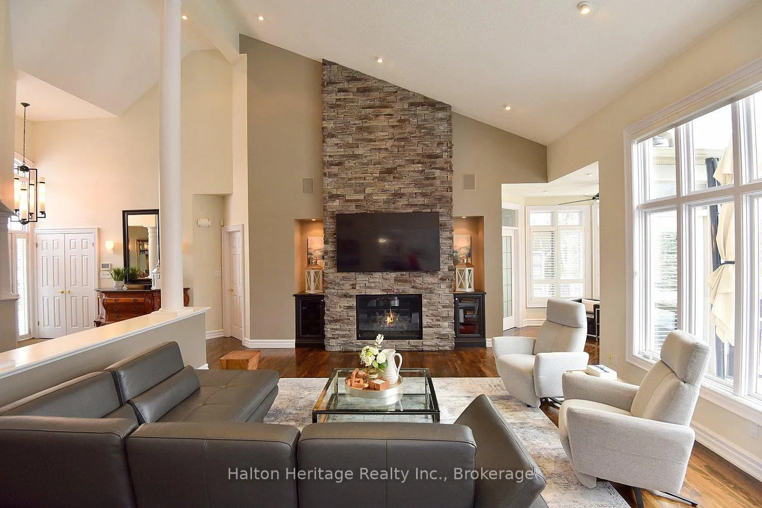 Photo 9 of 116 Grindstone Way, Hamilton, Waterdown — HOMEH
