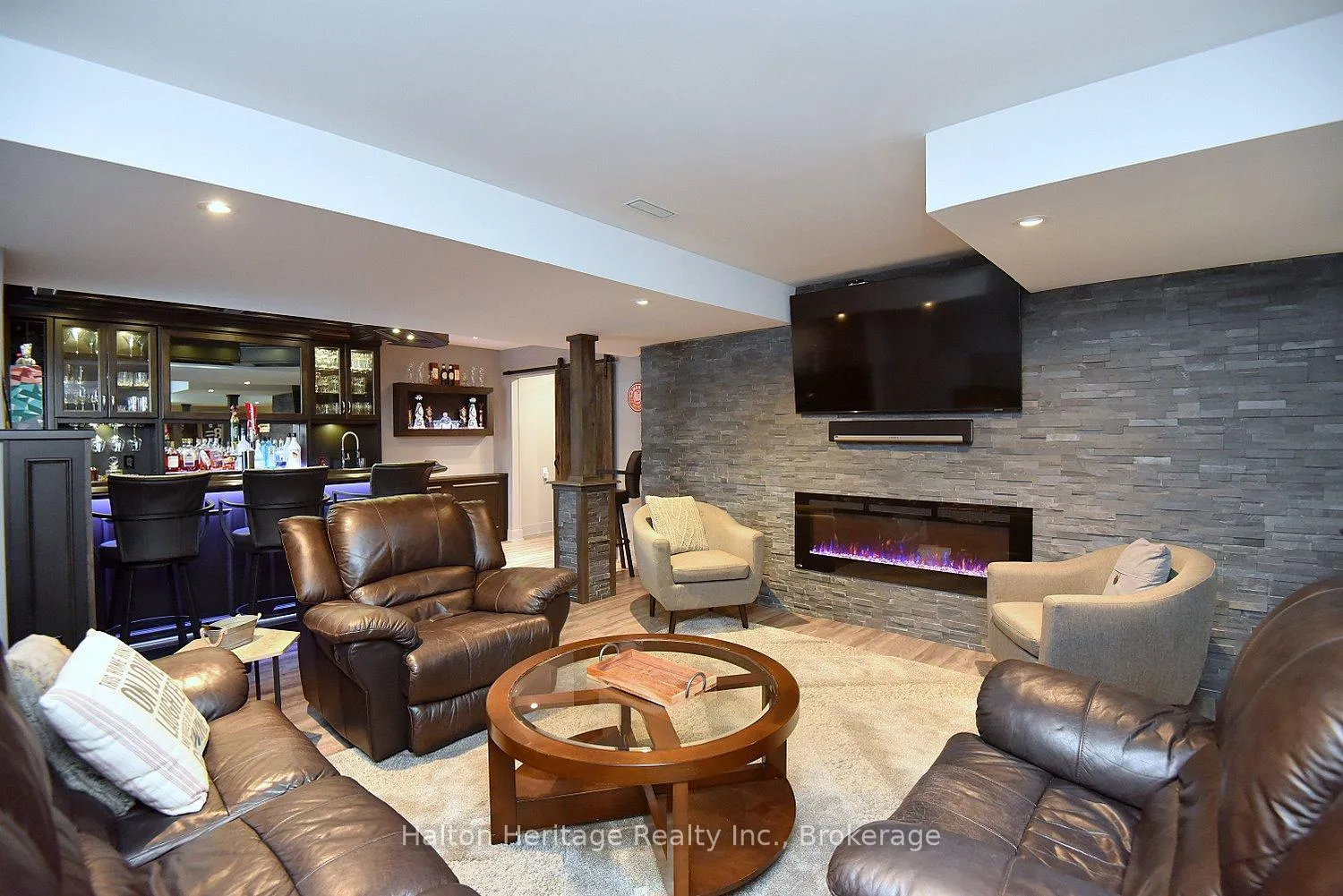 Photo 37 of 116 Grindstone Way, Hamilton, Waterdown — HOMEH