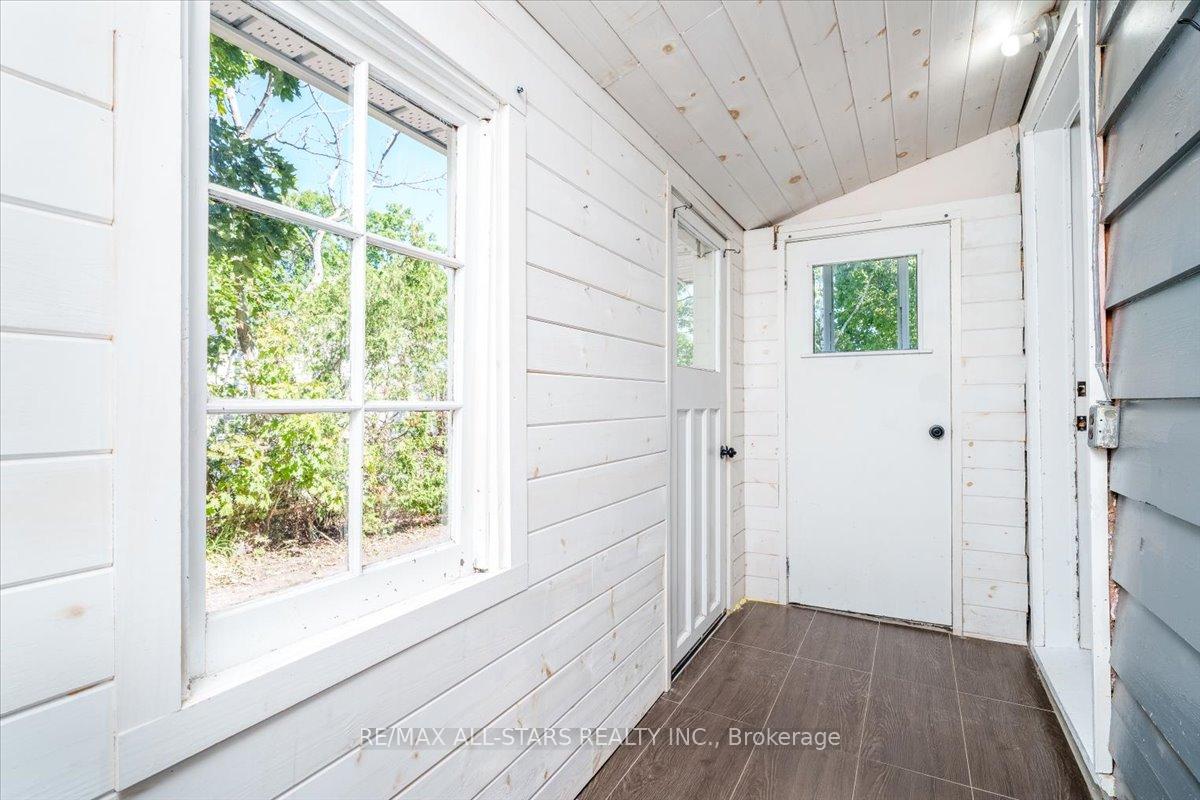 Photo 24 of 489 Bay Street, Brock, Beaverton — HOMEH