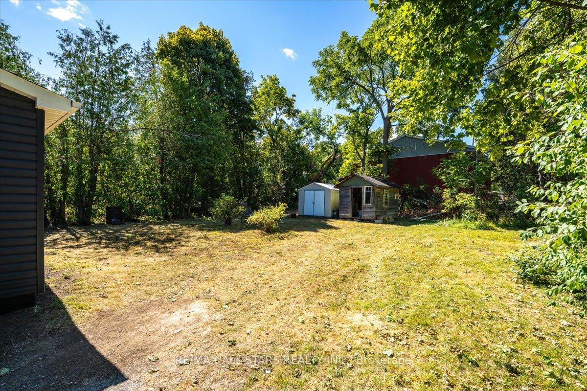 Photo 23 of 489 Bay Street, Brock, Beaverton — HOMEH