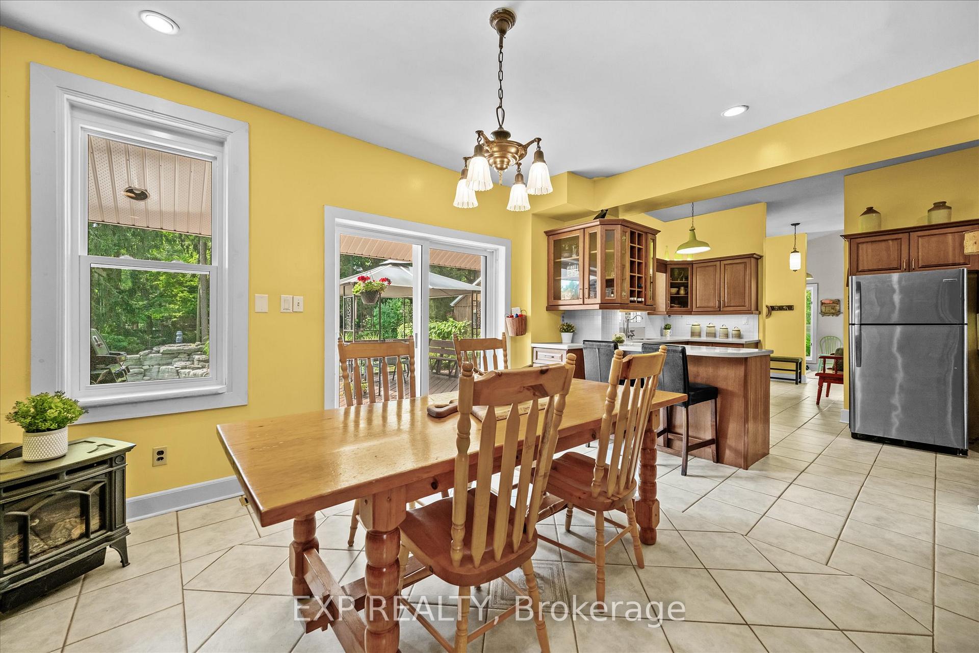 Photo 4 of 34 Field Road, Hamilton, Jerseyville — HOMEH