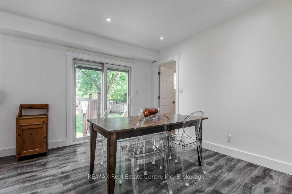Photo 8 of 42 Westminster Avenue, Guelph, St. George's — HOMEH