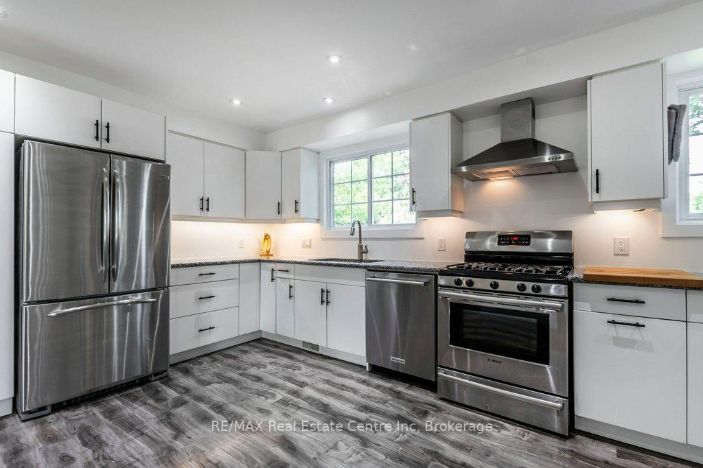 Photo 10 of 42 Westminster Avenue, Guelph, St. George's — HOMEH