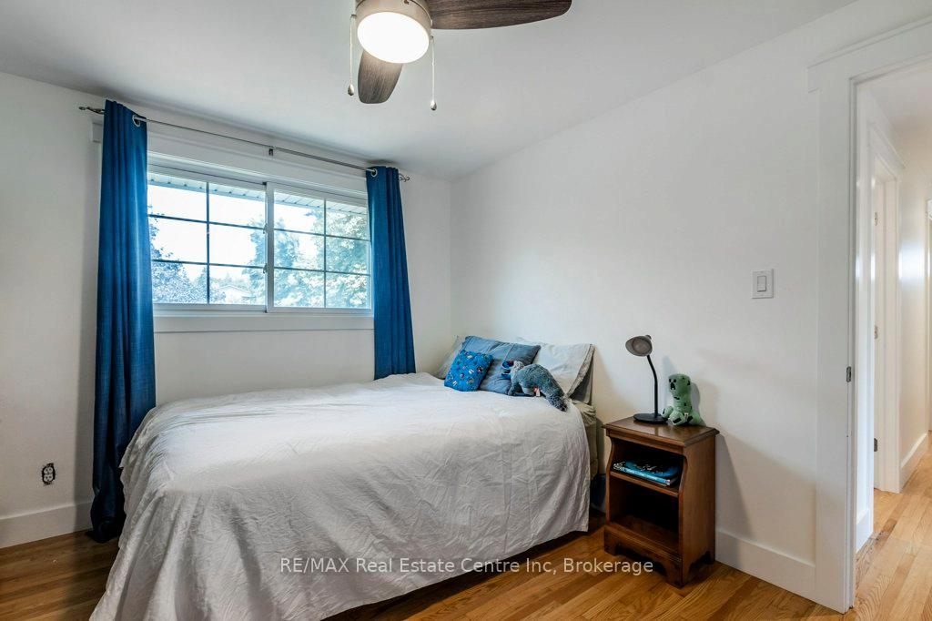 Photo 16 of 42 Westminster Avenue, Guelph, St. George's — HOMEH