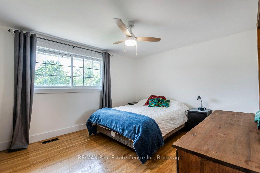 Photo 17 of 42 Westminster Avenue, Guelph, St. George's — HOMEH