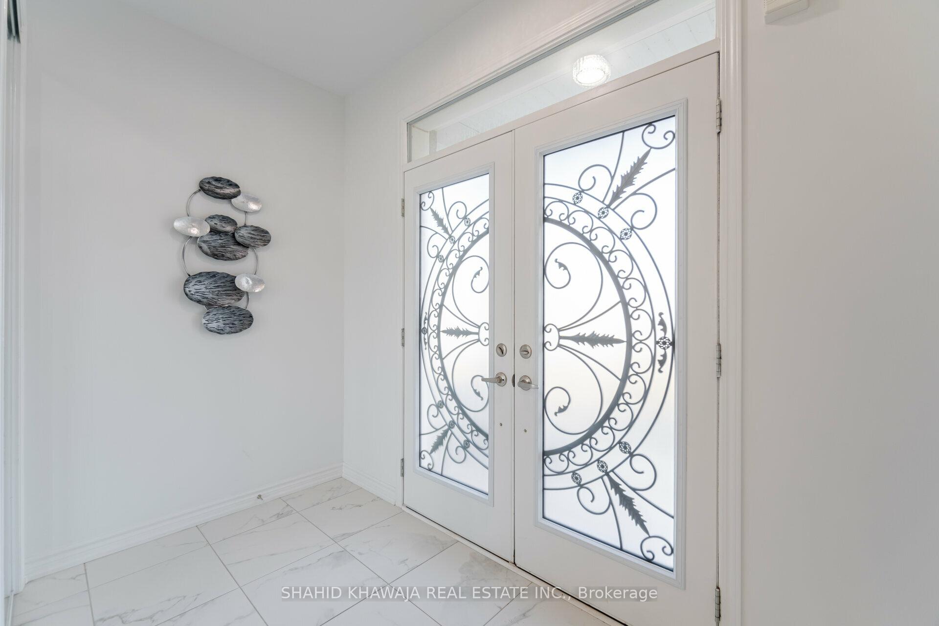 Photo 7 of 859 Whitlock Avenue, Milton, Cobban — HOMEH