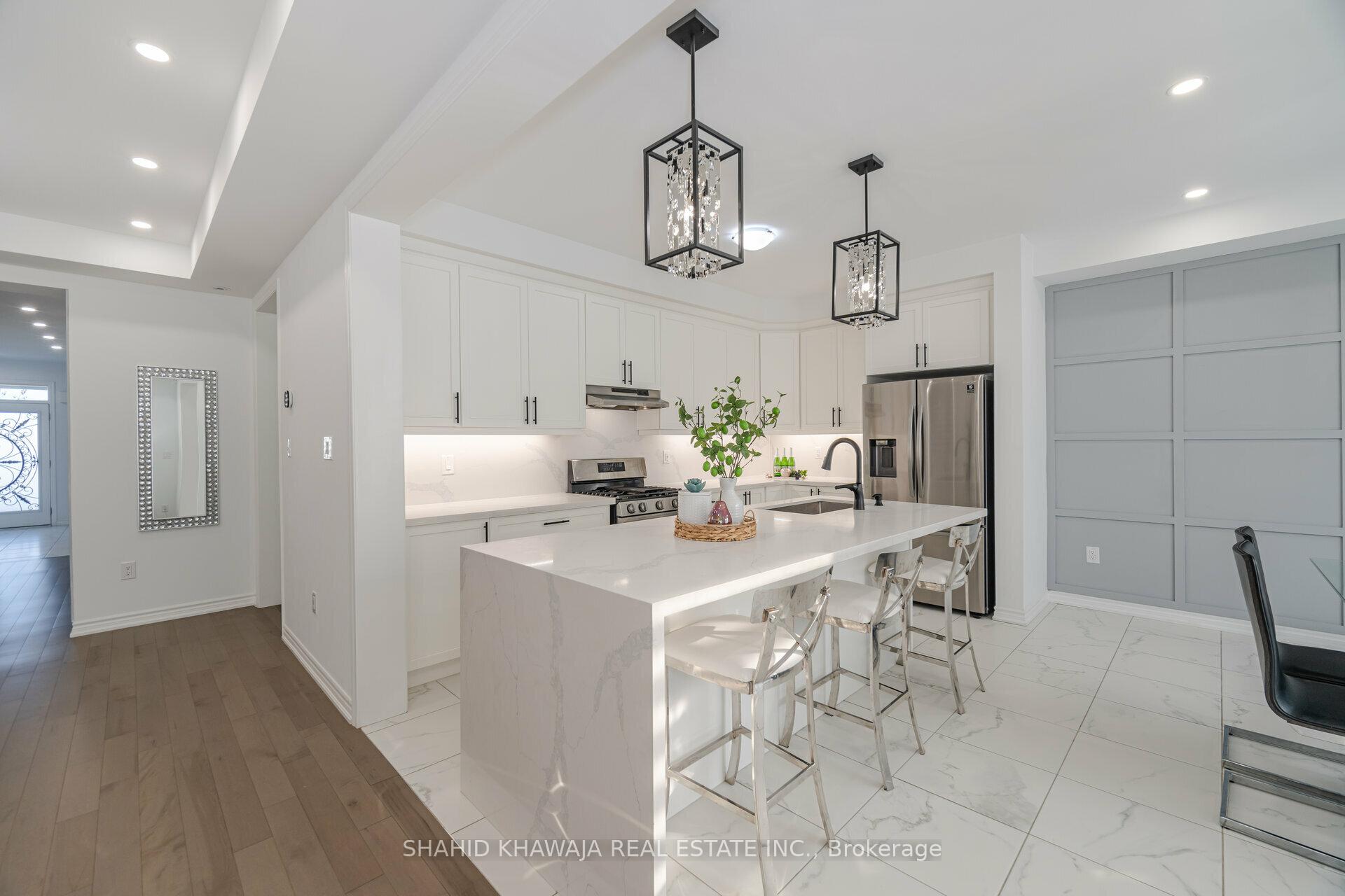 Photo 14 of 859 Whitlock Avenue, Milton, Cobban — HOMEH