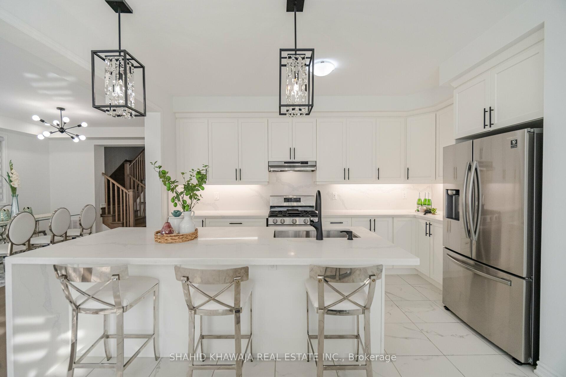 Photo 15 of 859 Whitlock Avenue, Milton, Cobban — HOMEH