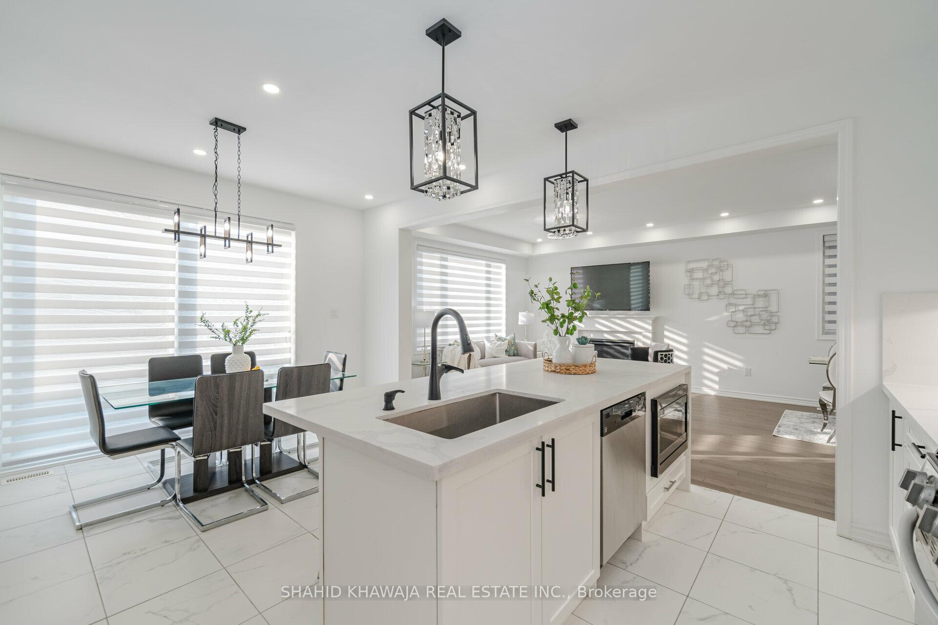 Photo 16 of 859 Whitlock Avenue, Milton, Cobban — HOMEH