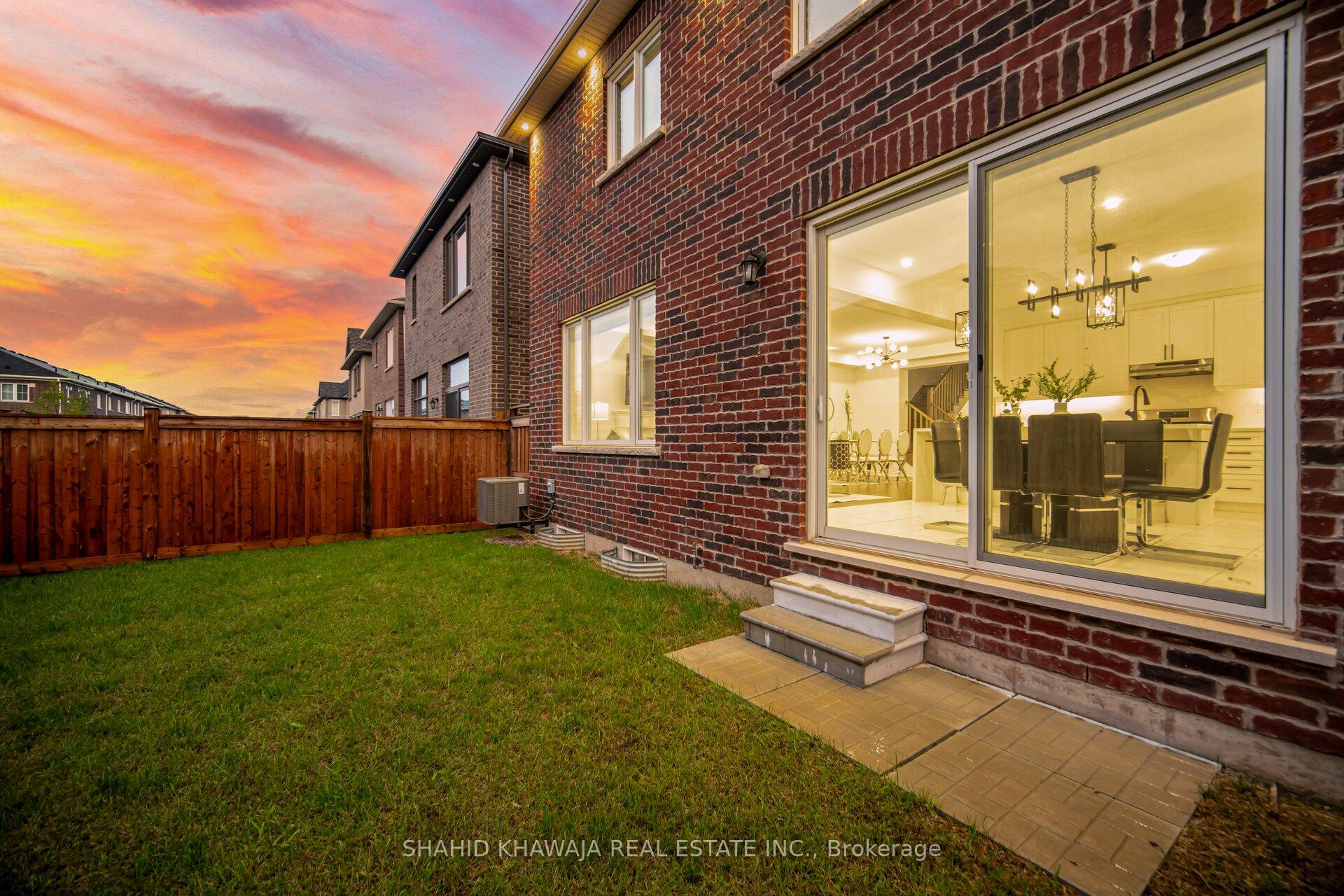 Photo 32 of 859 Whitlock Avenue, Milton, Cobban — HOMEH