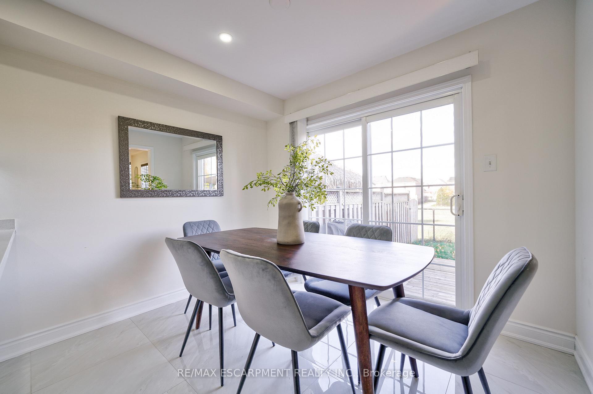 Photo 15 of 1145 Riddell Crescent, Milton, Beaty — HOMEH