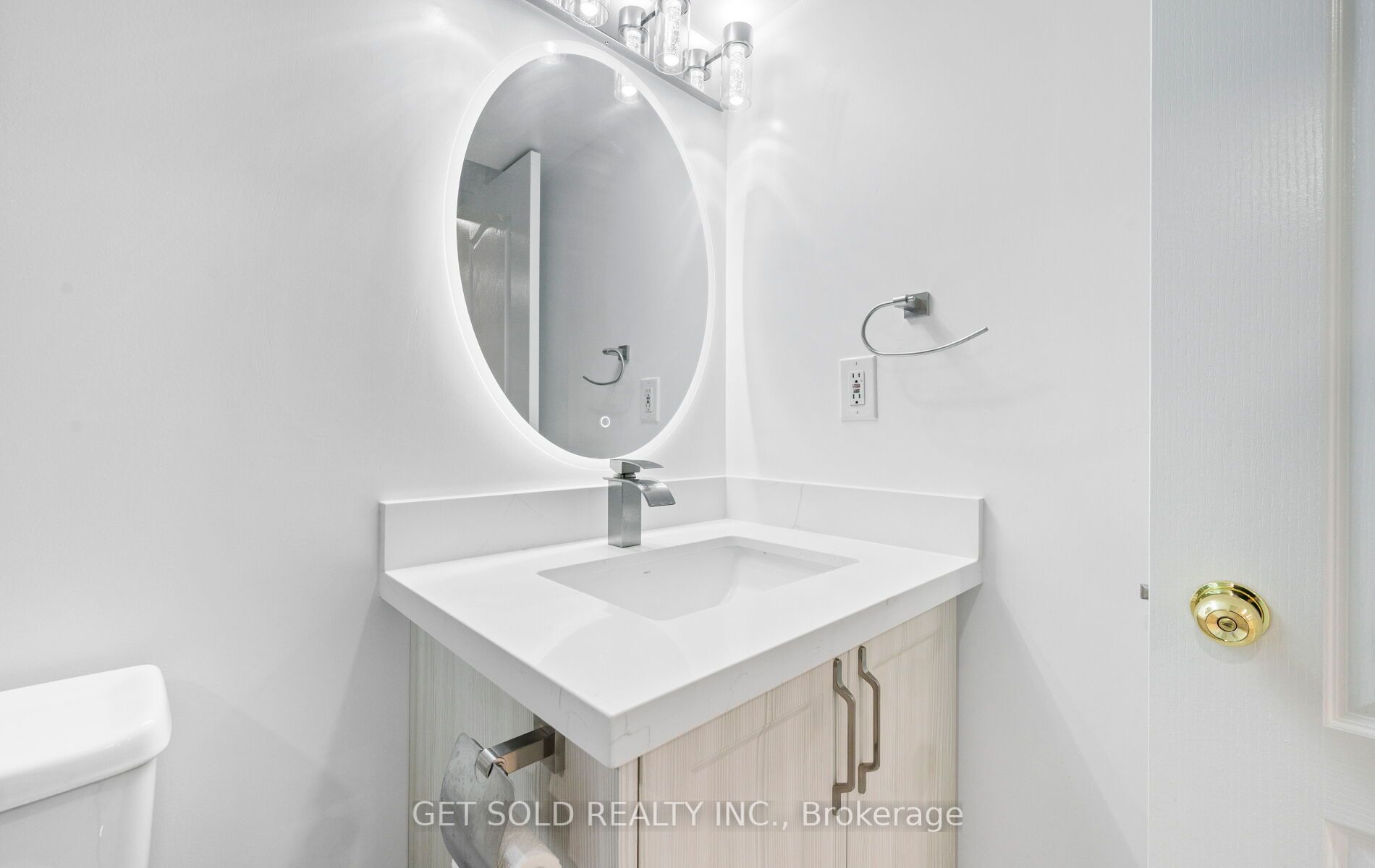 Photo 93 of 16 Mare Crescent, Etobicoke, West Humber-Clairville — HOMEH