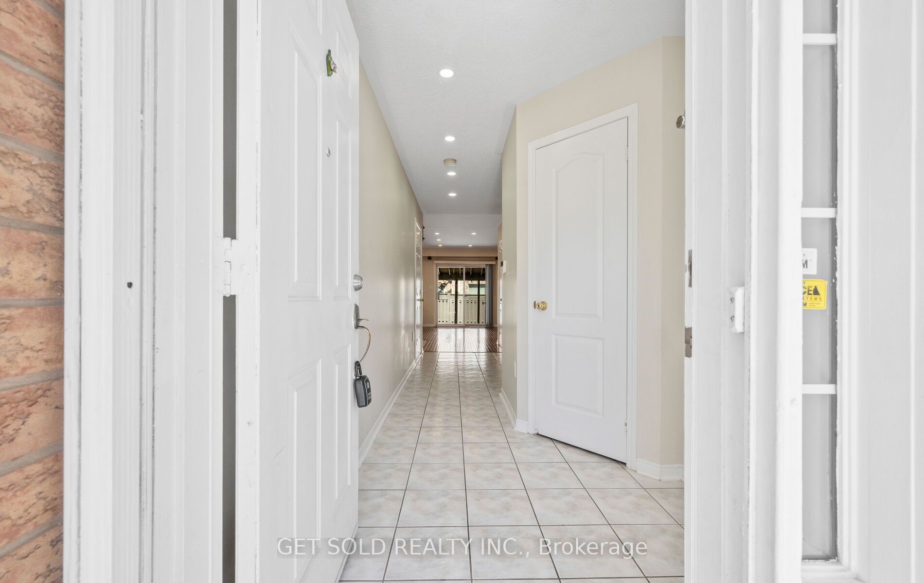 Photo 52 of 16 Mare Crescent, Etobicoke, West Humber-Clairville — HOMEH