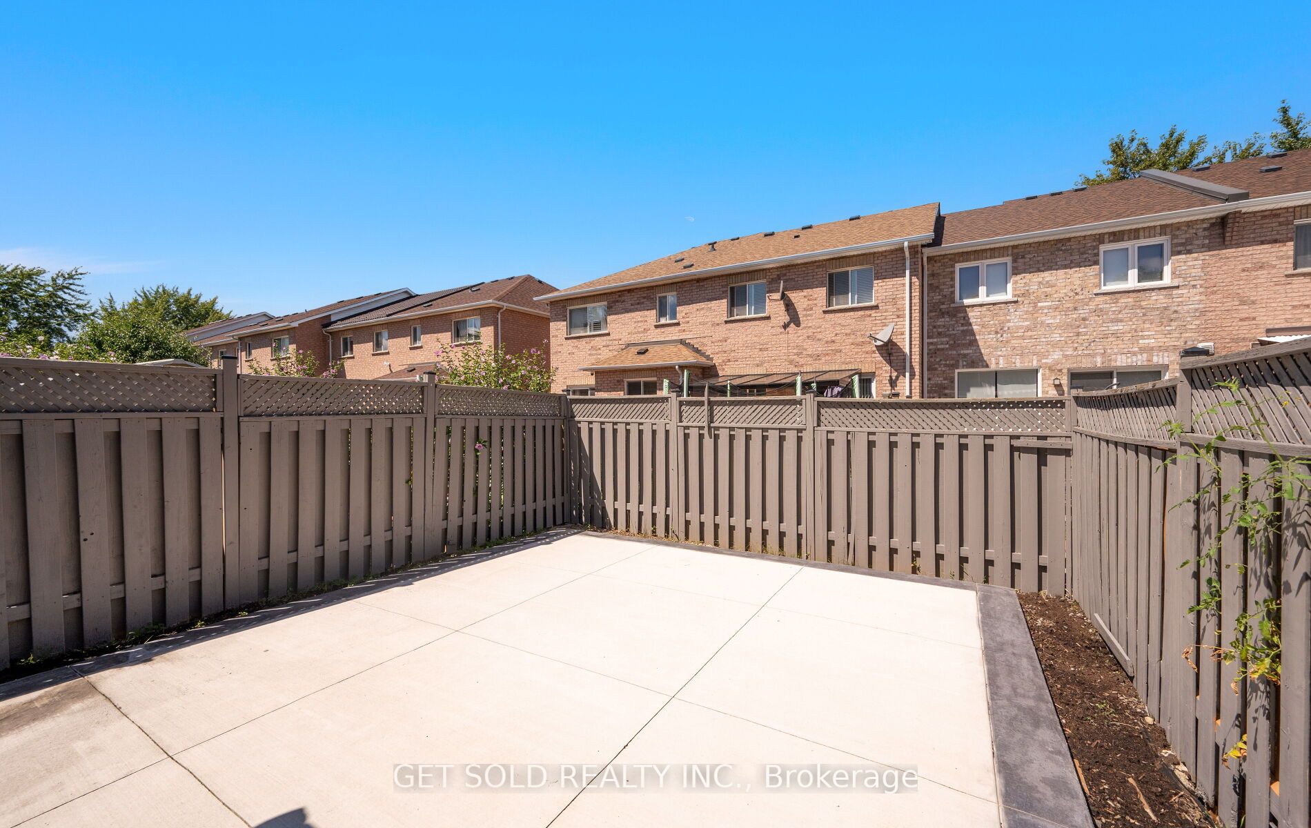 Photo 95 of 16 Mare Crescent, Etobicoke, West Humber-Clairville — HOMEH
