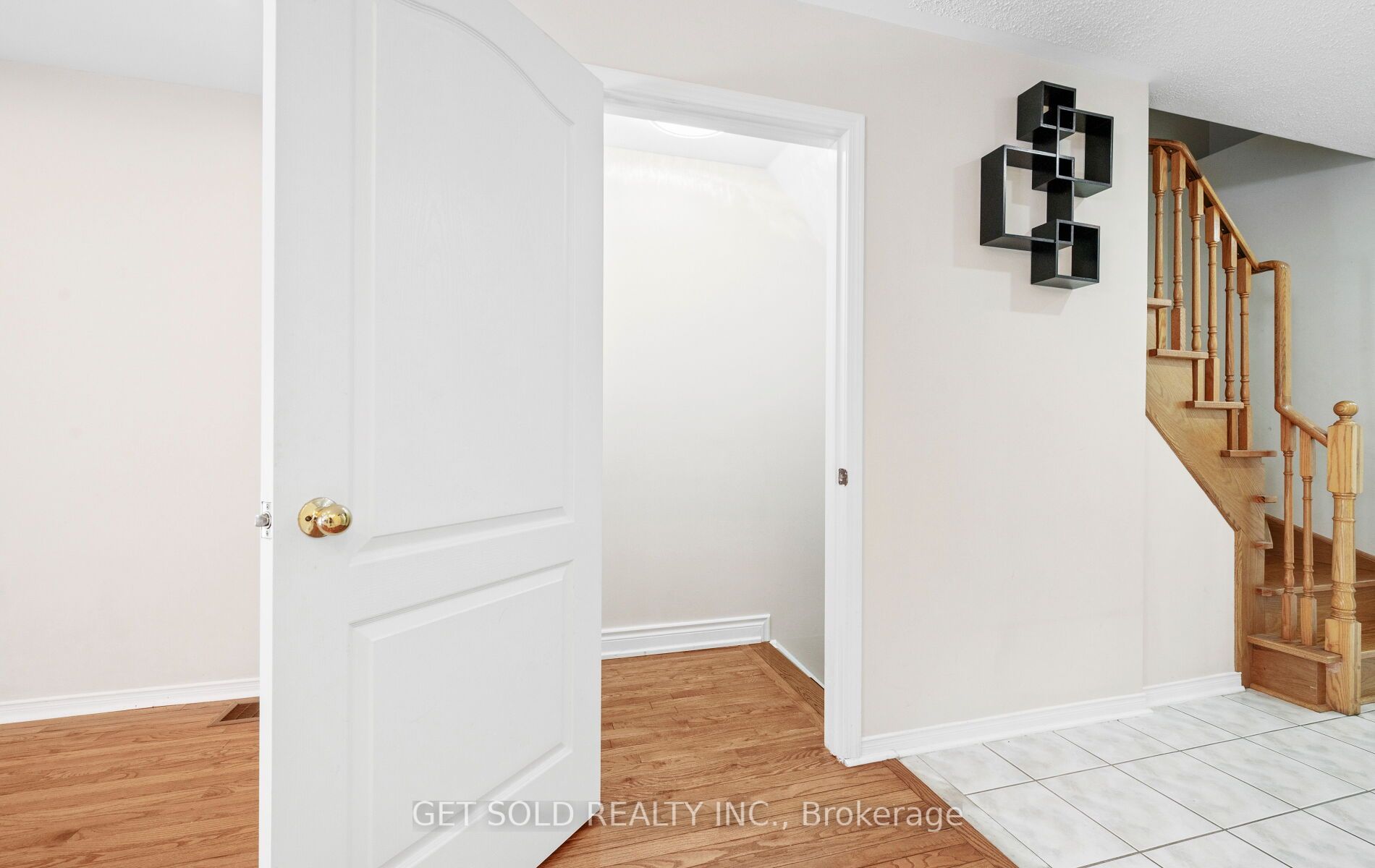 Photo 84 of 16 Mare Crescent, Etobicoke, West Humber-Clairville — HOMEH