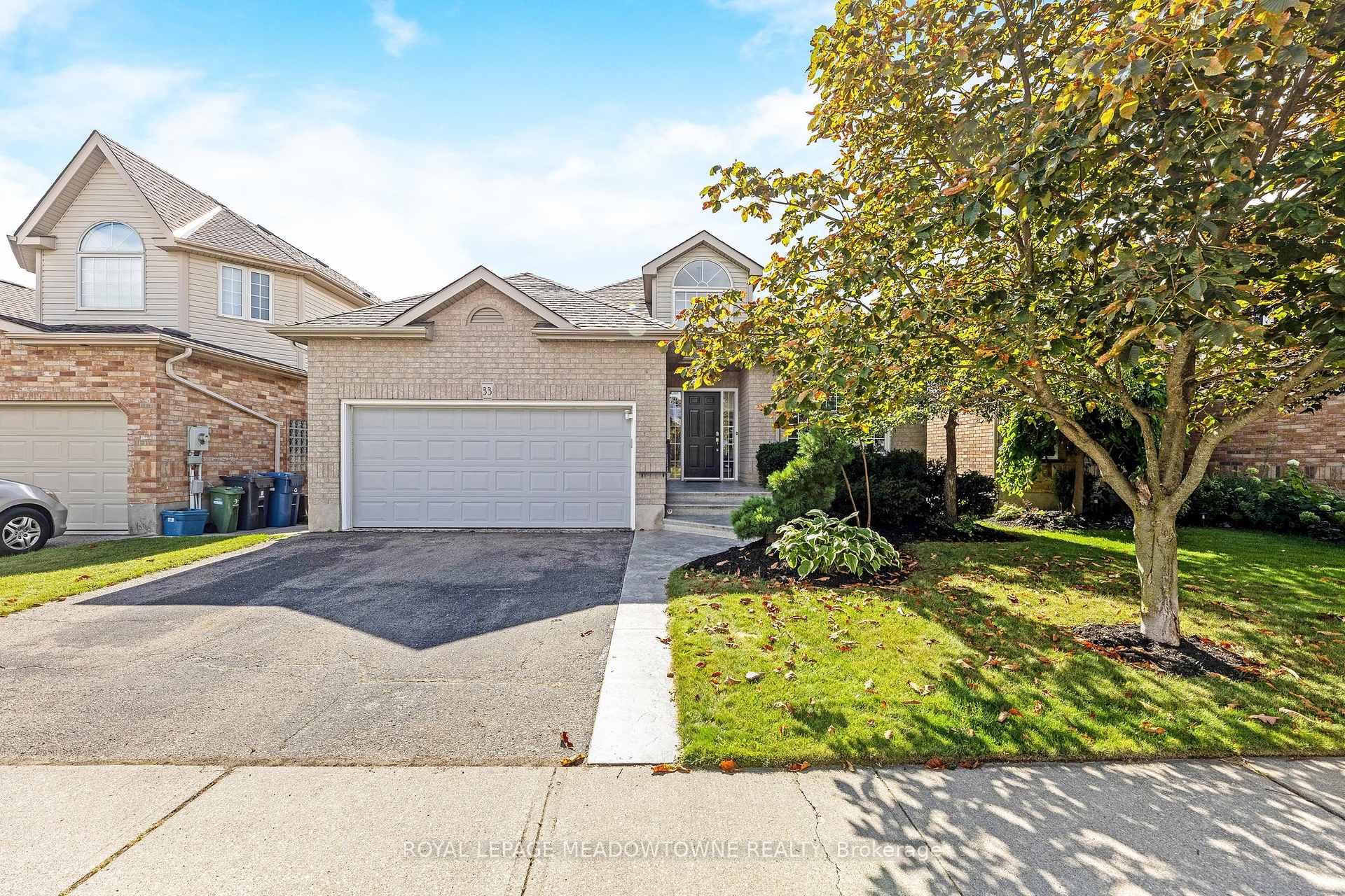 Photo 1 of 33 Grey Oak Drive, Guelph, Pineridge/Westminster Woods — HOMEH