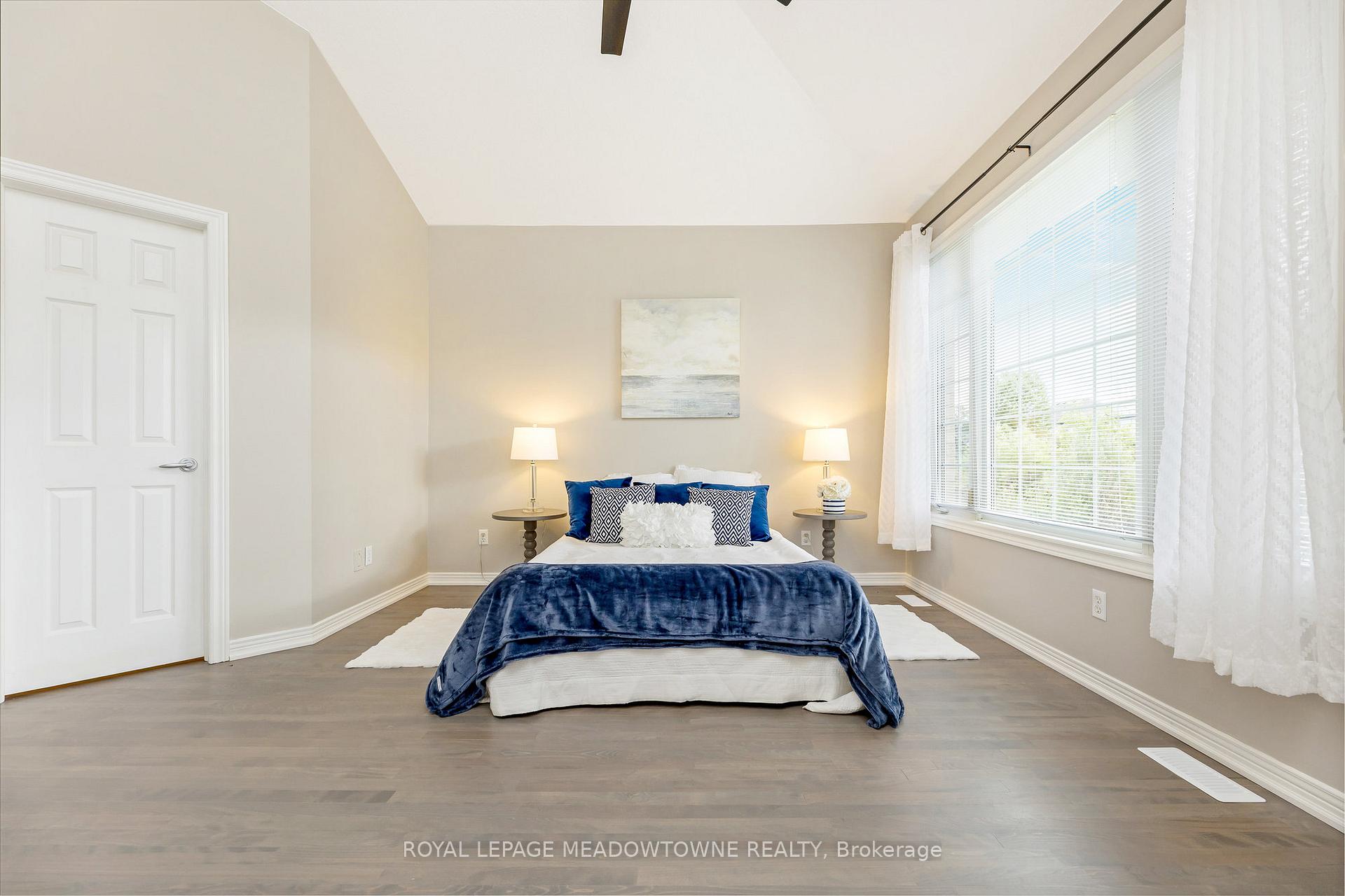 Photo 14 of 33 Grey Oak Drive, Guelph, Pineridge/Westminster Woods — HOMEH