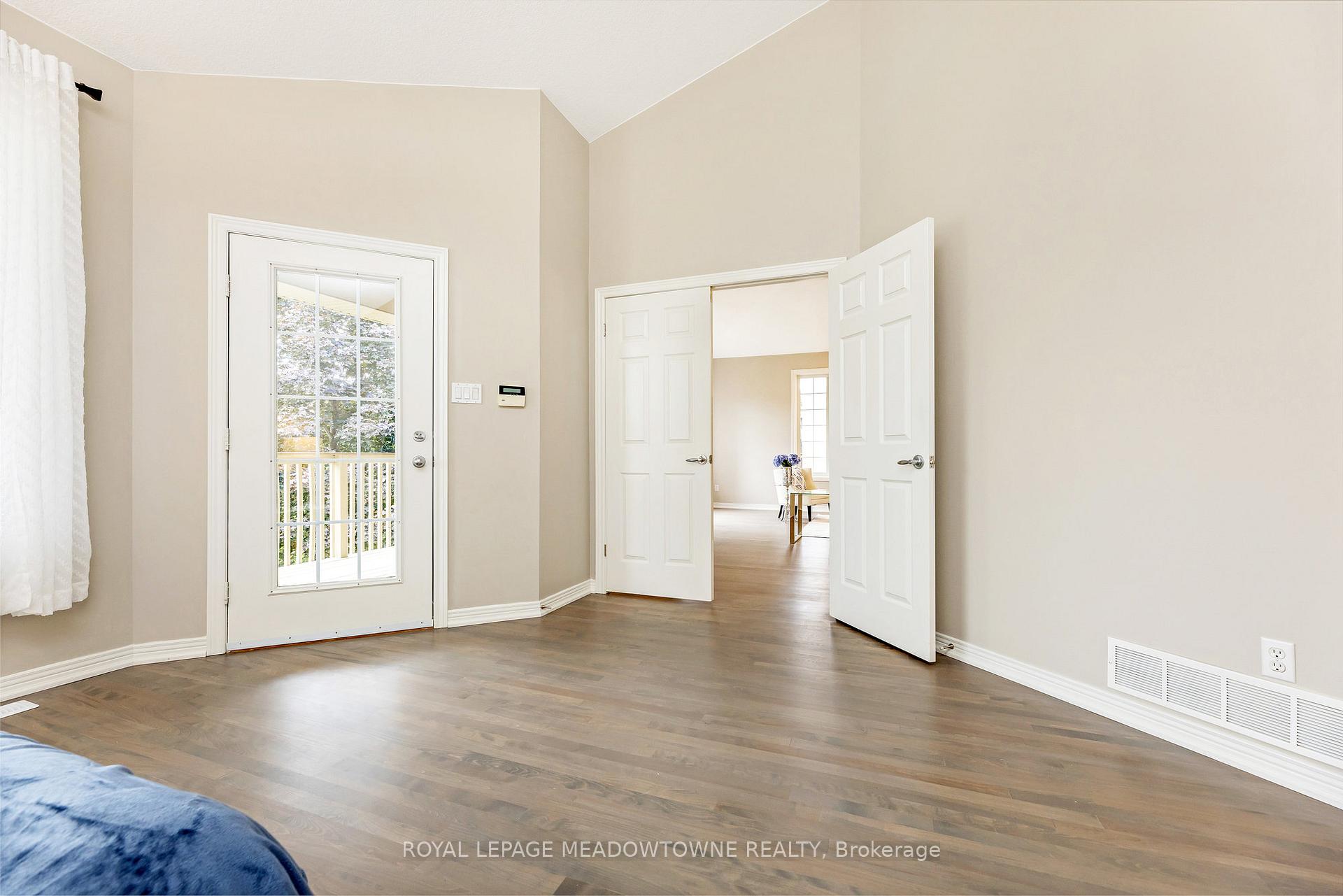 Photo 18 of 33 Grey Oak Drive, Guelph, Pineridge/Westminster Woods — HOMEH