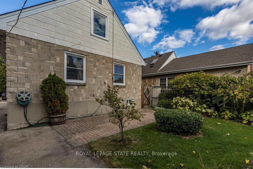 Photo 43 of 8 Sylvia Crescent, Hamilton, Rosedale — HOMEH