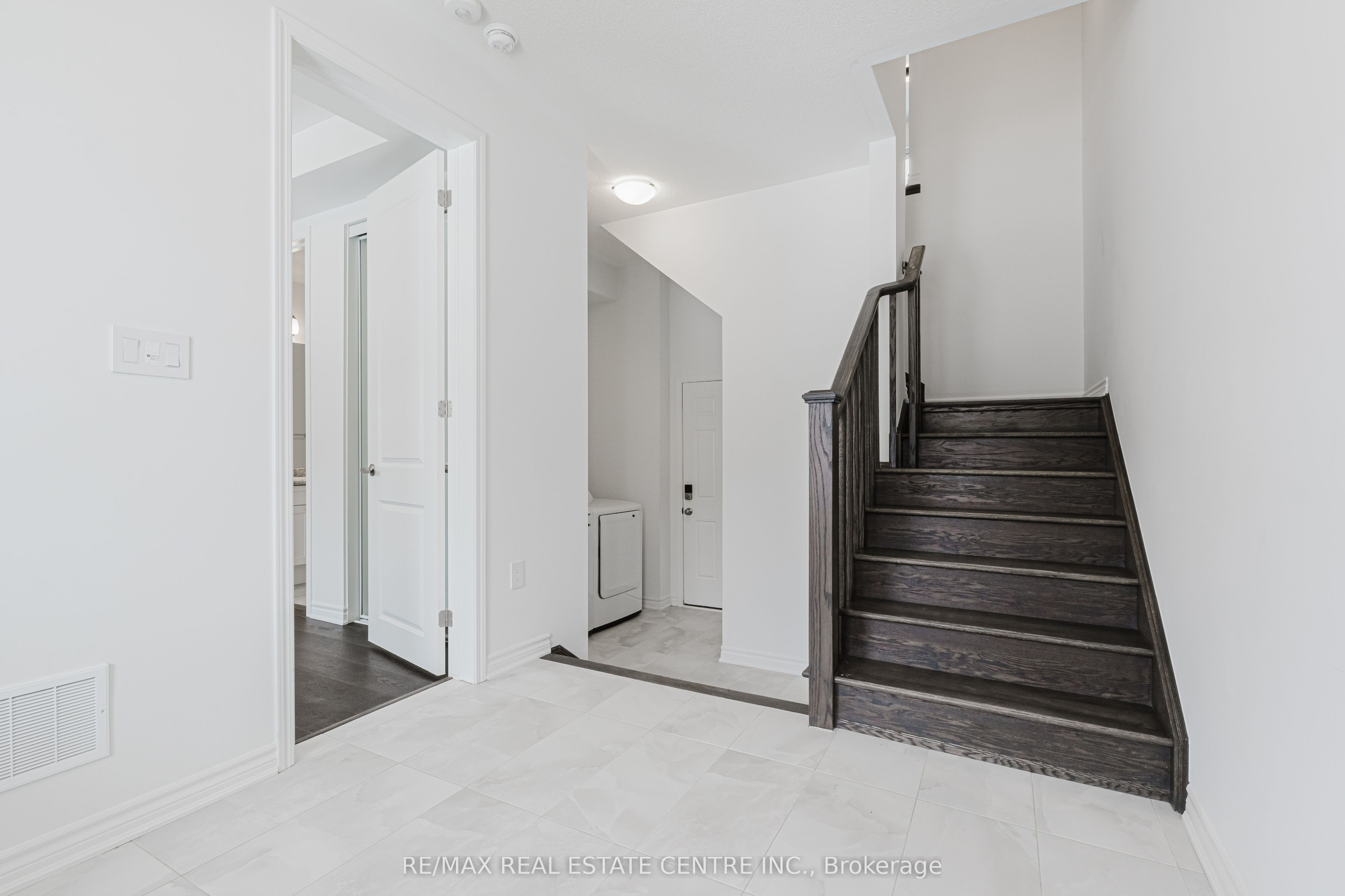 Photo 54 of 34 Bellasera Way, Caledon, Rural Caledon — HOMEH