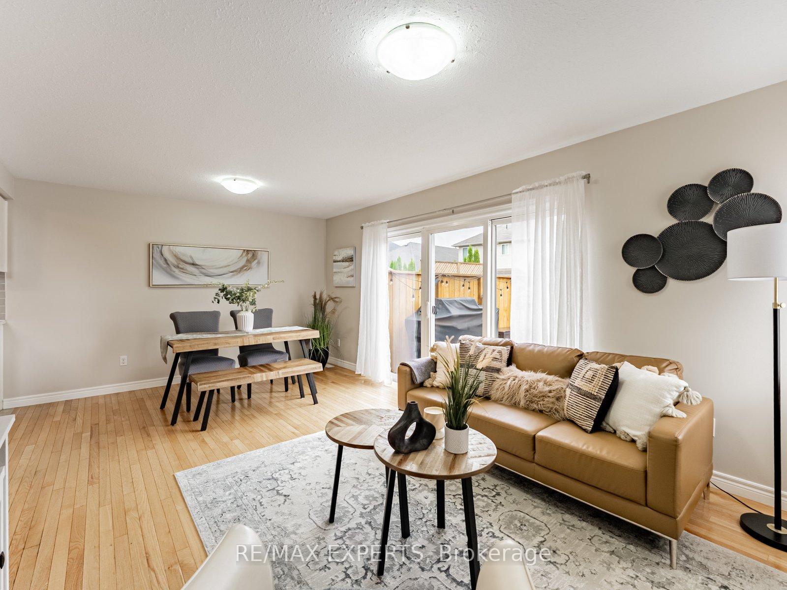 Photo 13 of 1 Clough Crescent, Guelph, Pineridge/Westminster Woods — HOMEH