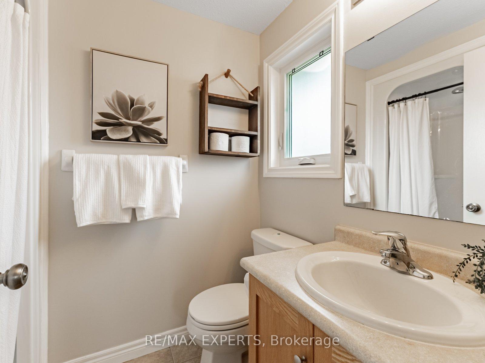 Photo 21 of 1 Clough Crescent, Guelph, Pineridge/Westminster Woods — HOMEH