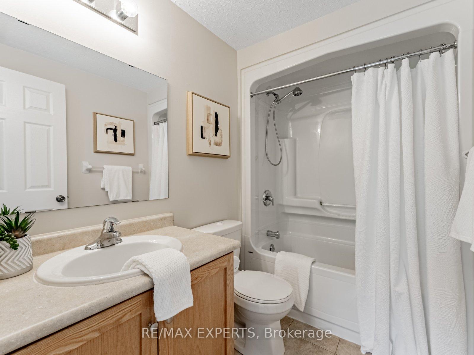 Photo 25 of 1 Clough Crescent, Guelph, Pineridge/Westminster Woods — HOMEH