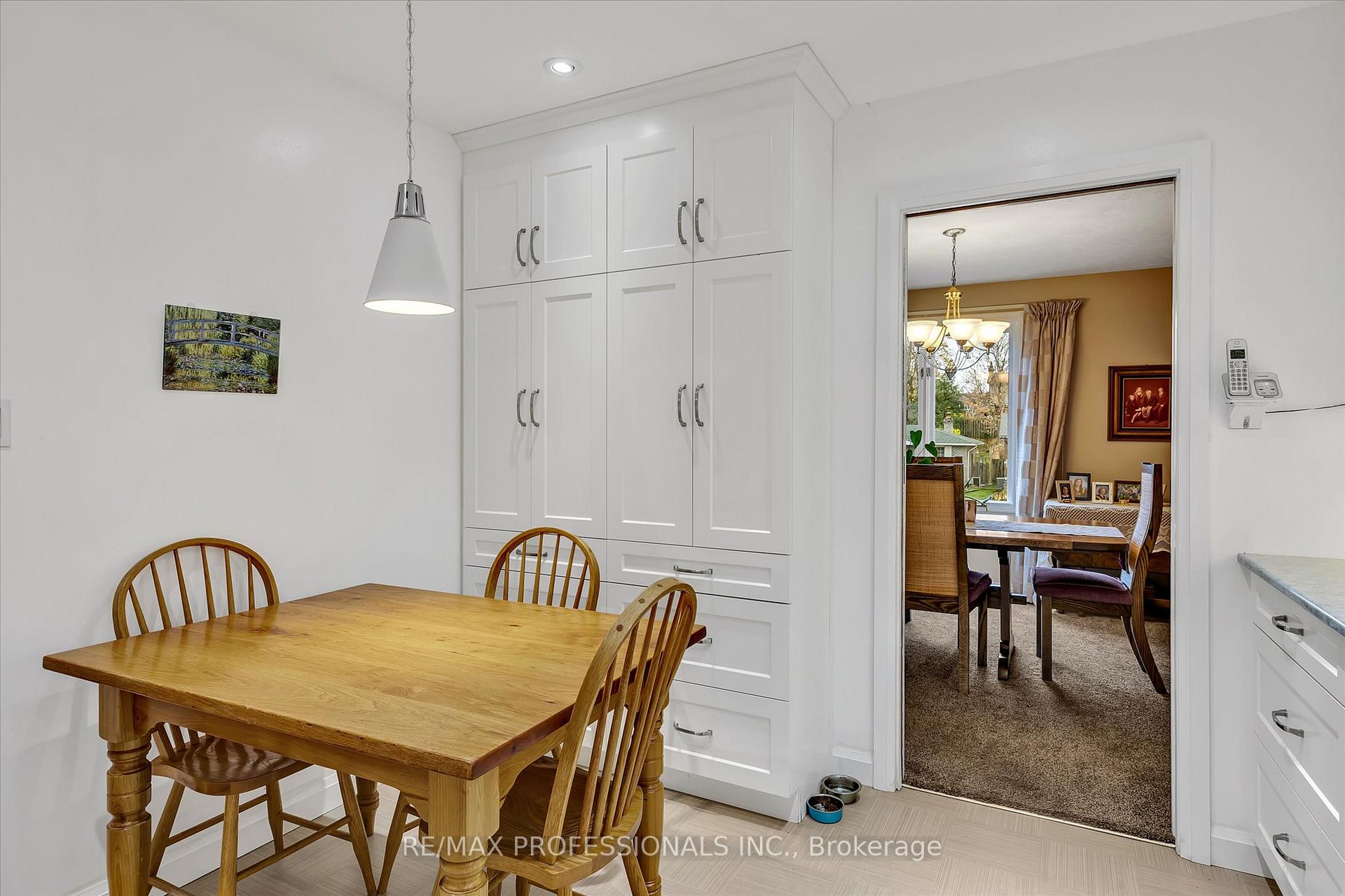 Photo 14 of 2219 Woodglade Boulevard, Peterborough, Monaghan Ward 2 — HOMEH