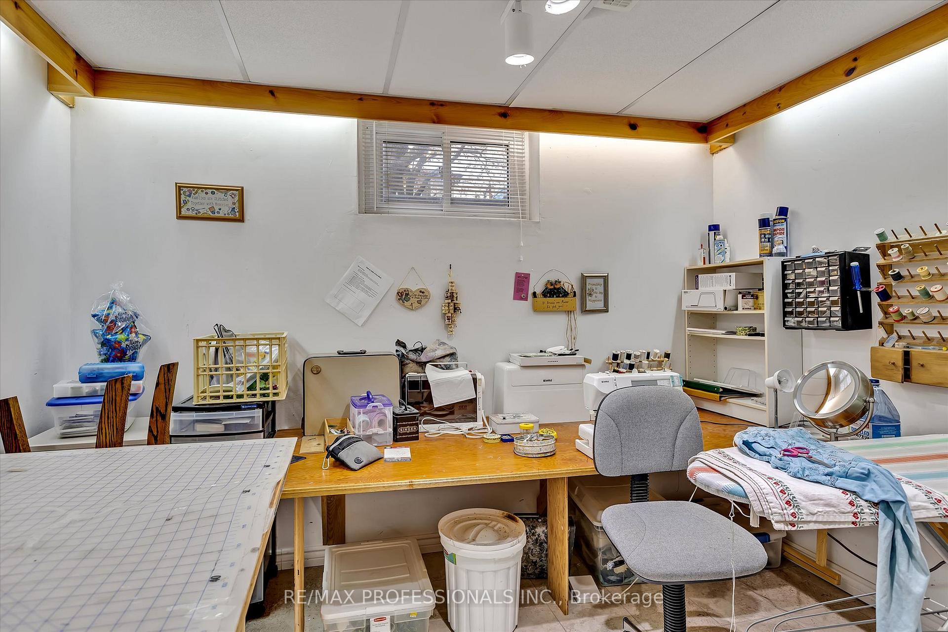 Photo 23 of 2219 Woodglade Boulevard, Peterborough, Monaghan Ward 2 — HOMEH