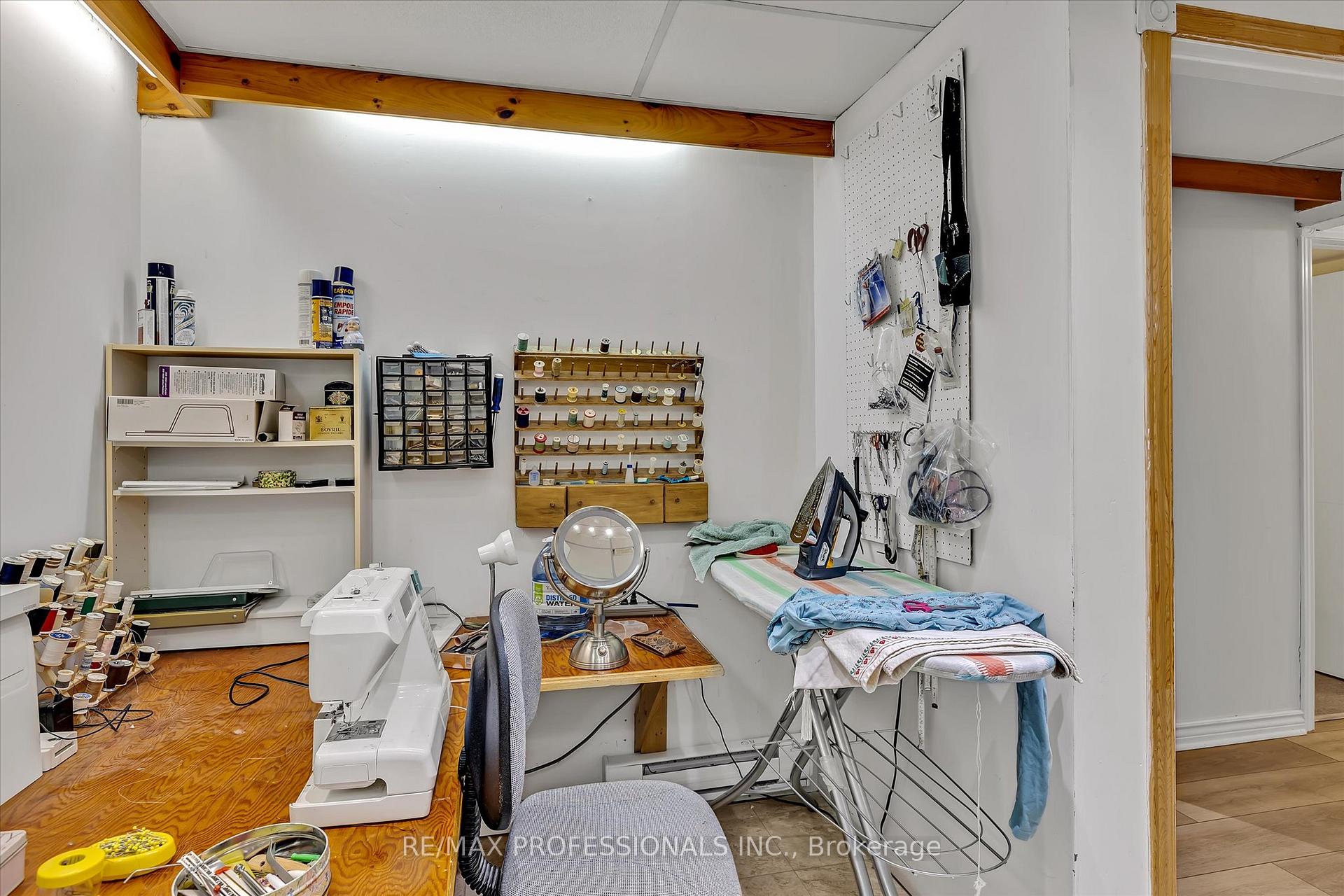 Photo 24 of 2219 Woodglade Boulevard, Peterborough, Monaghan Ward 2 — HOMEH