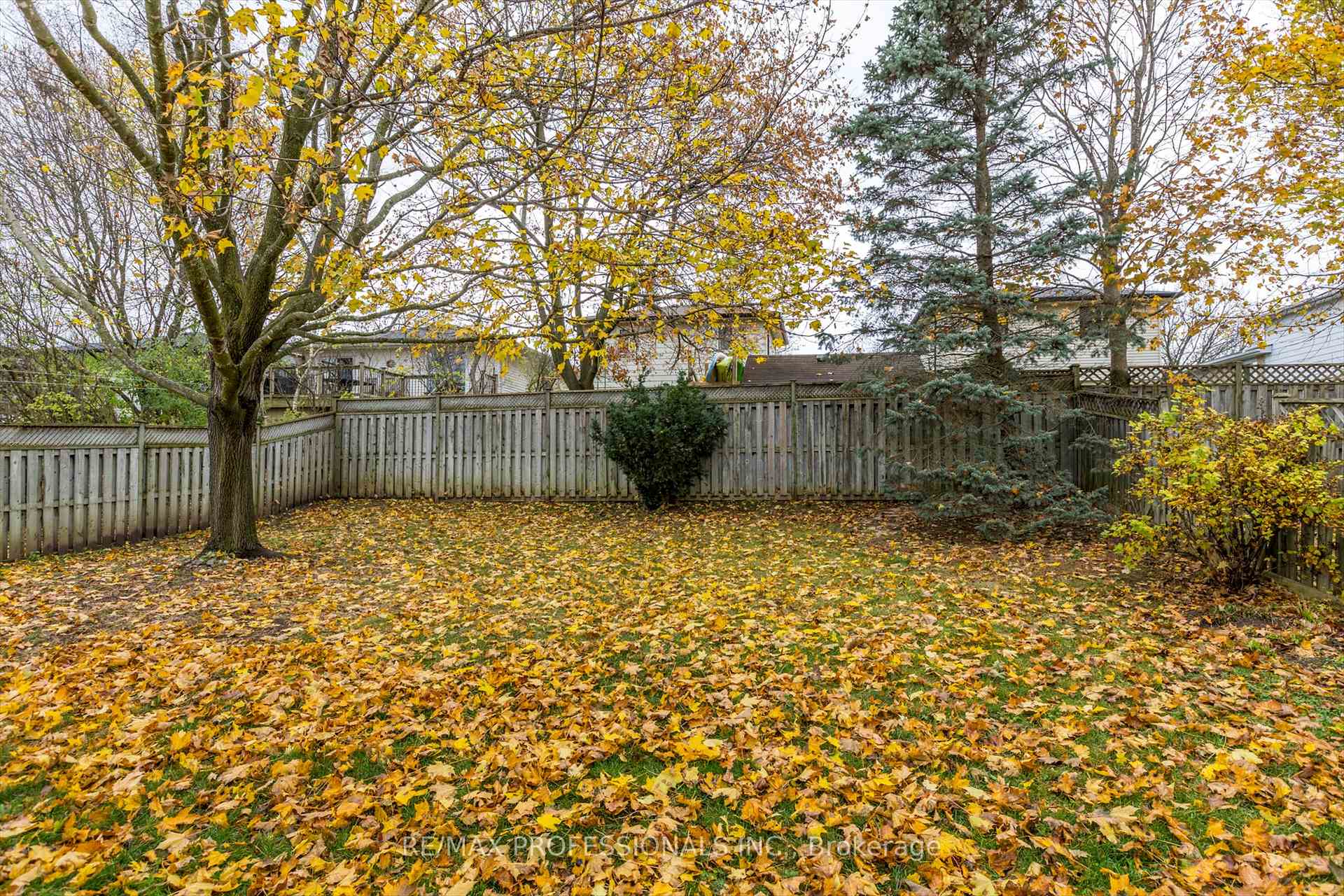 Photo 27 of 2219 Woodglade Boulevard, Peterborough, Monaghan Ward 2 — HOMEH
