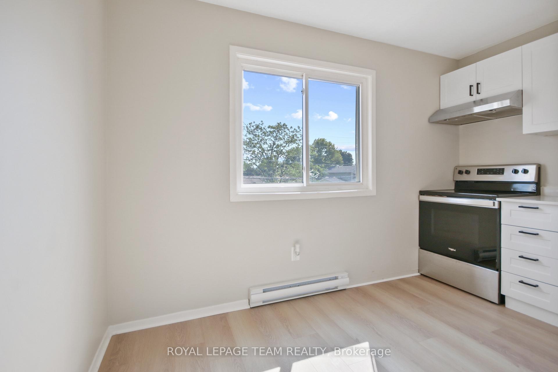 Photo 12 of 107 Mississippi Road, Carleton Place — HOMEH