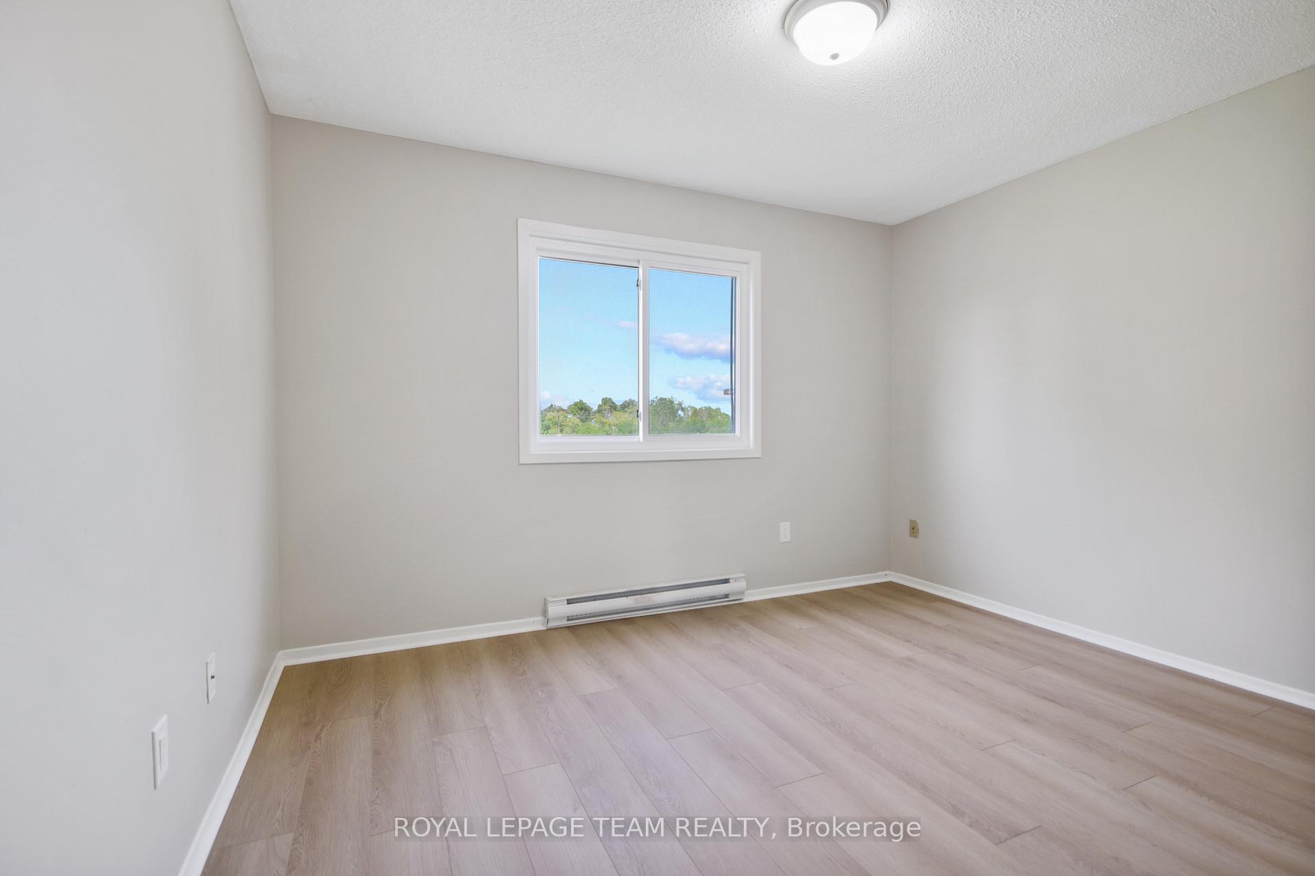 Photo 13 of 107 Mississippi Road, Carleton Place — HOMEH
