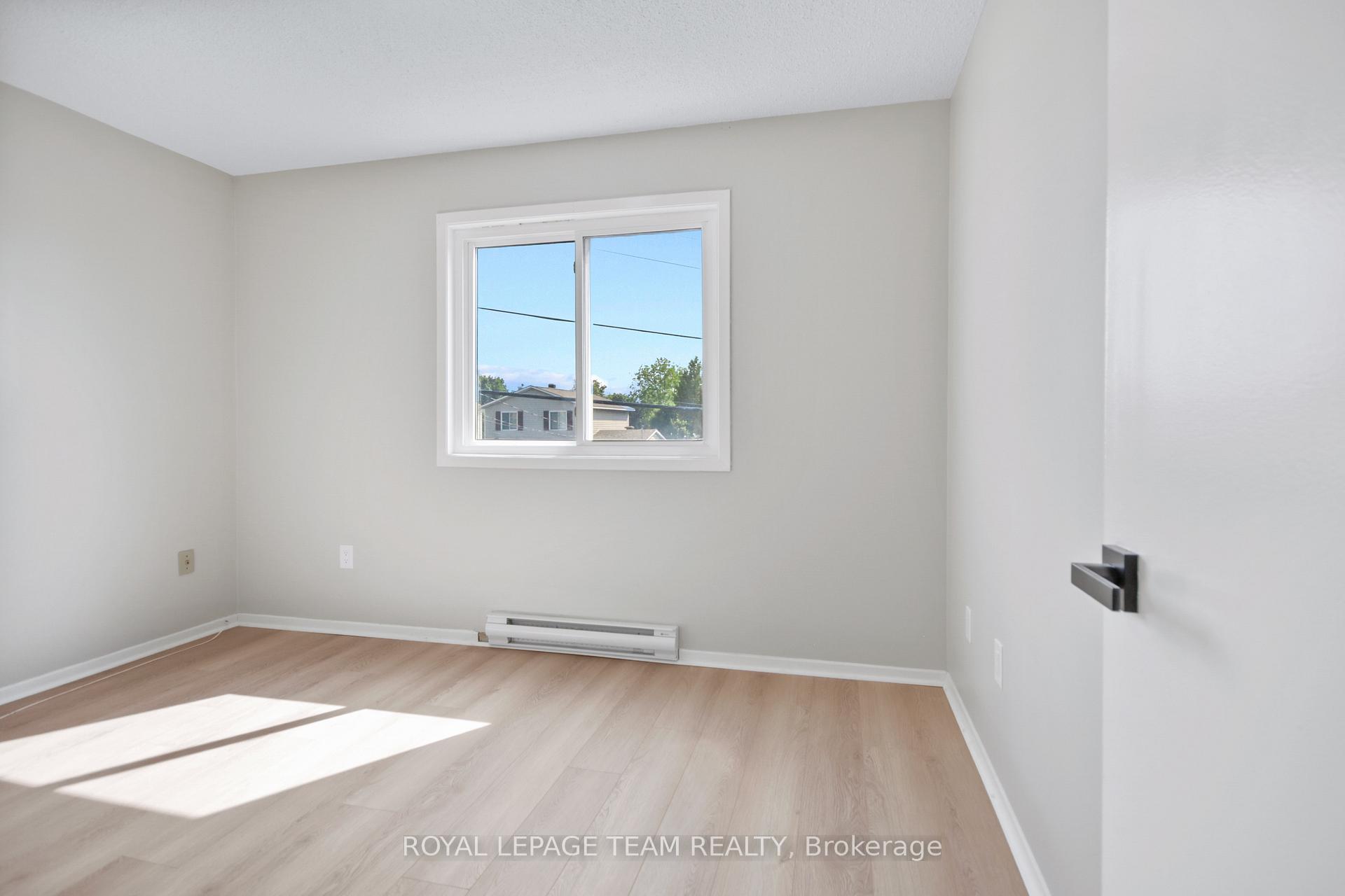 Photo 18 of 107 Mississippi Road, Carleton Place — HOMEH