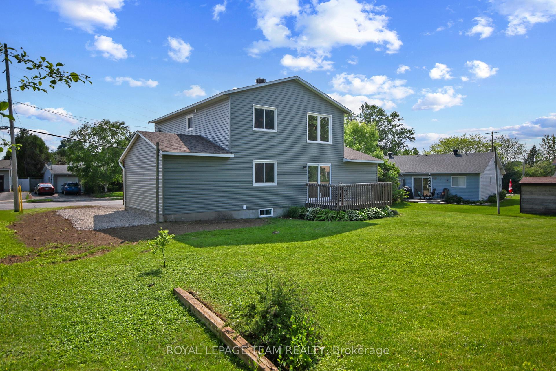 Photo 20 of 107 Mississippi Road, Carleton Place — HOMEH
