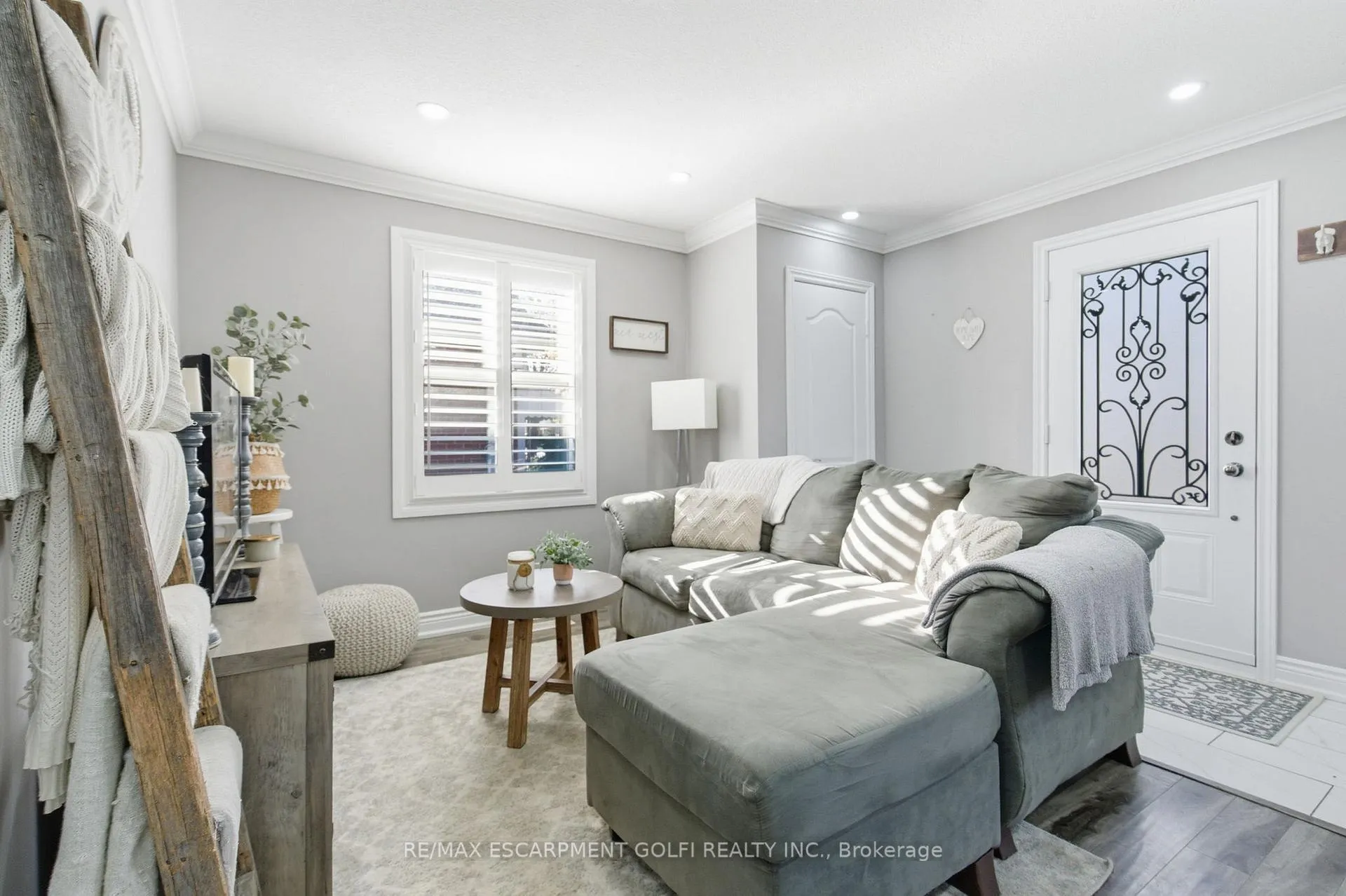 Photo 3 of 89 Erin Avenue, Hamilton, Rosedale — HOMEH