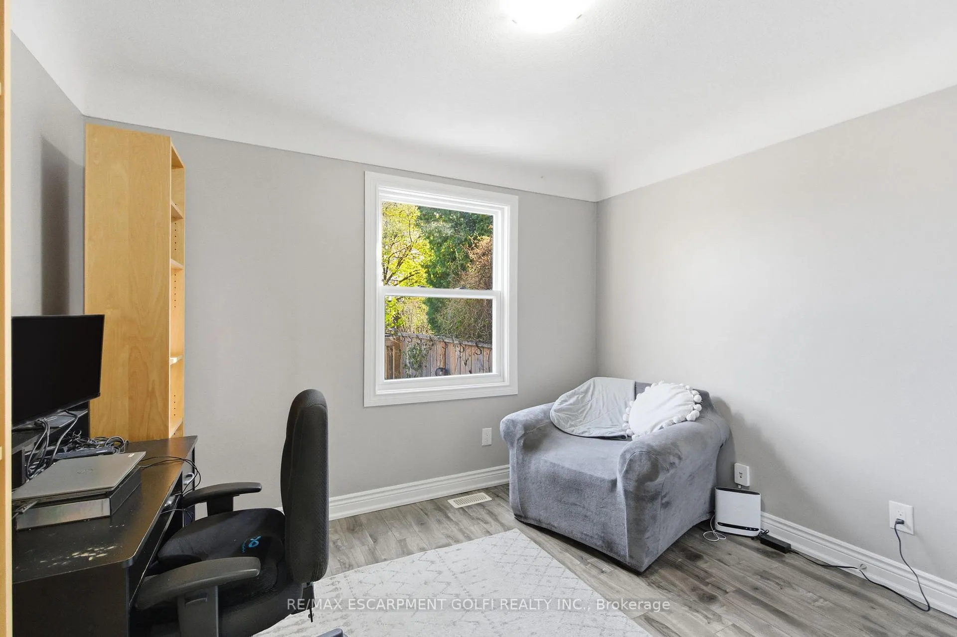 Photo 10 of 89 Erin Avenue, Hamilton, Rosedale — HOMEH