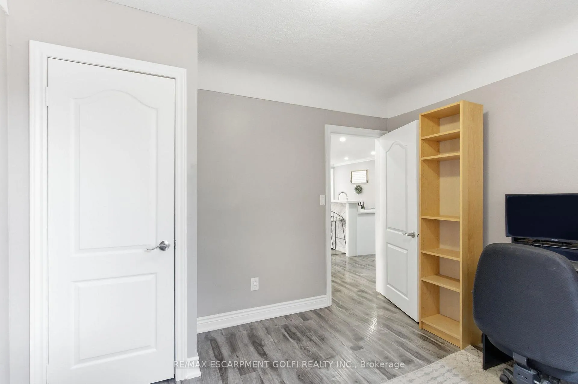 Photo 11 of 89 Erin Avenue, Hamilton, Rosedale — HOMEH