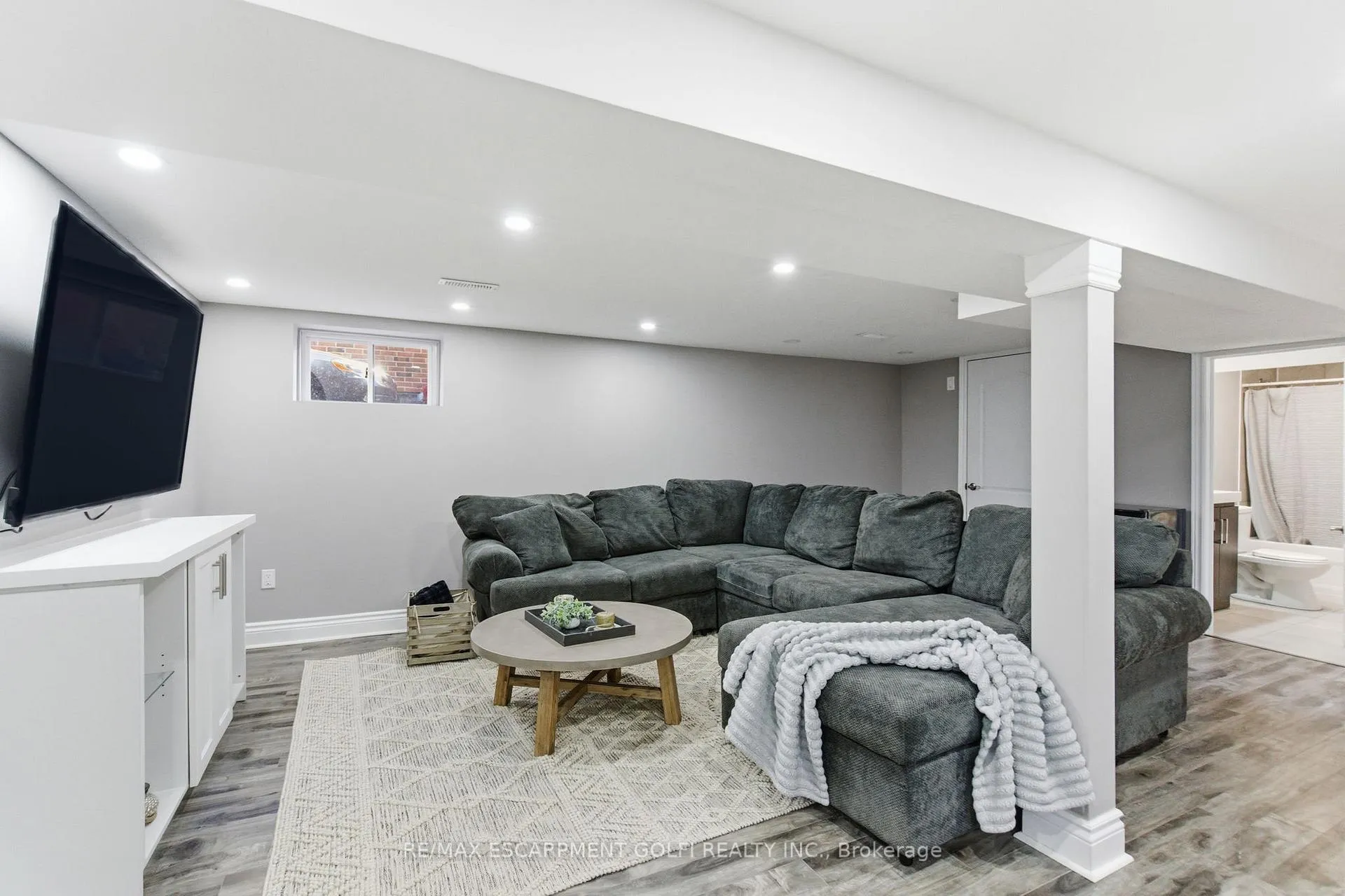 Photo 17 of 89 Erin Avenue, Hamilton, Rosedale — HOMEH