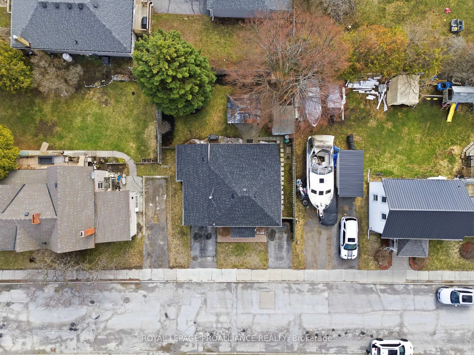 Photo 25 of 23 Guelph Street, Quinte West, Trenton Ward — HOMEH