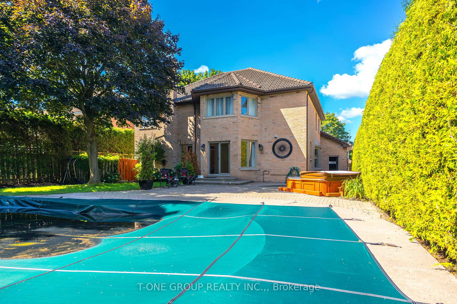 Photo 22 of 43 Trillium Drive, Aurora, Aurora Highlands — HOMEH