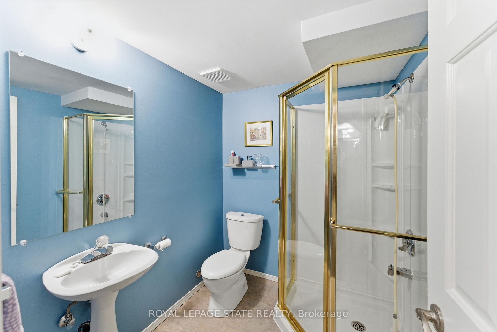 Photo 19 of 20 Vega Crescent, Hamilton, Stoney Creek — HOMEH