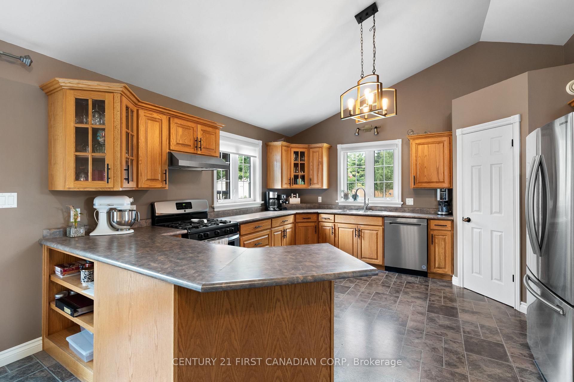 Photo 19 of 66 Lorne Avenue, Bluewater, Hensall — HOMEH