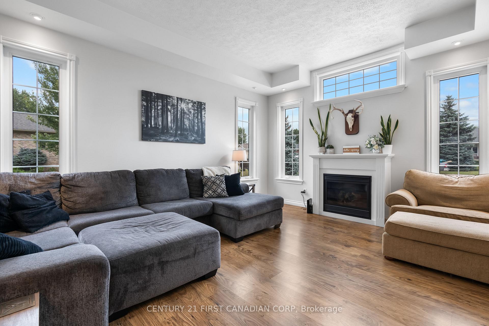 Photo 23 of 66 Lorne Avenue, Bluewater, Hensall — HOMEH