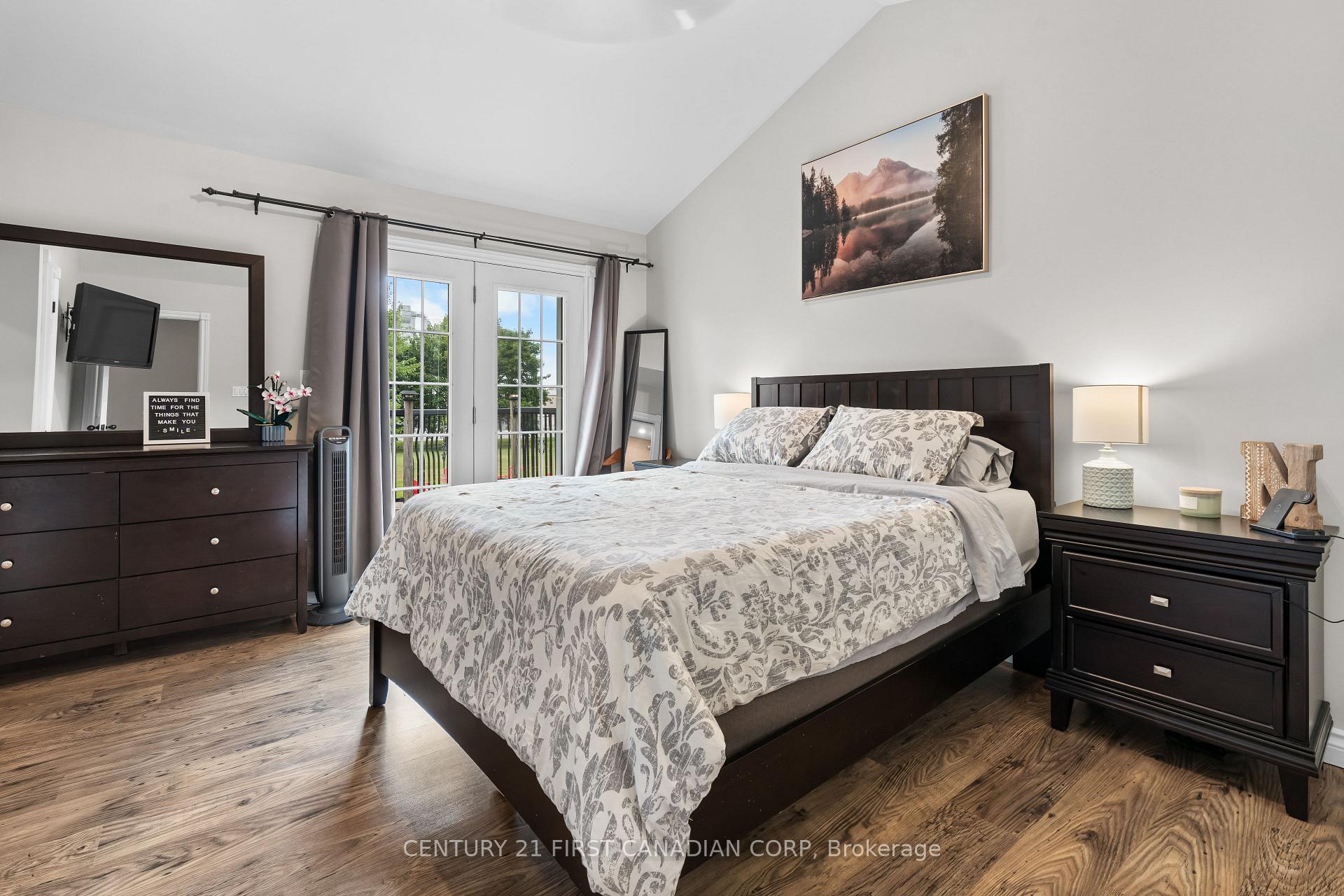 Photo 36 of 66 Lorne Avenue, Bluewater, Hensall — HOMEH