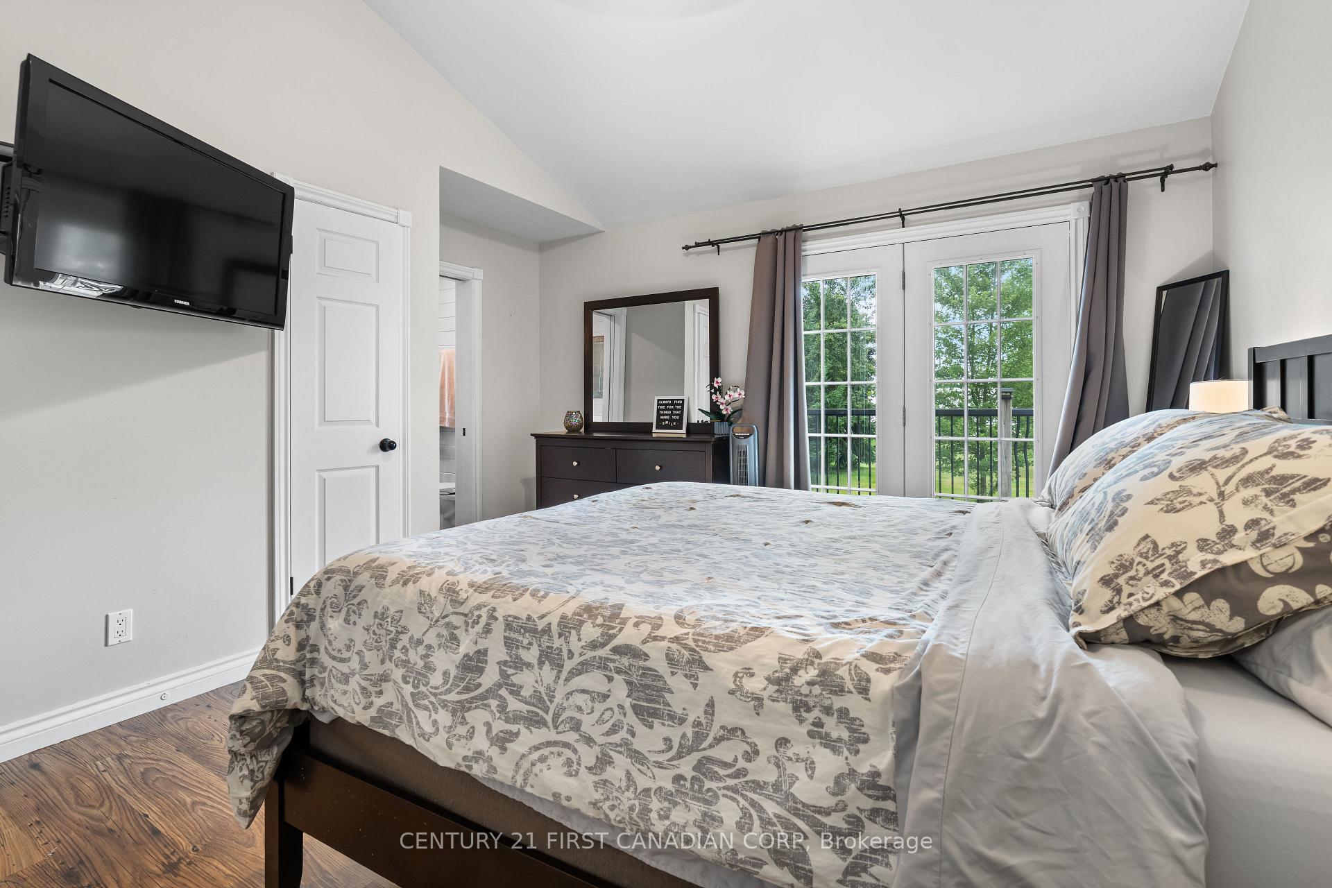 Photo 37 of 66 Lorne Avenue, Bluewater, Hensall — HOMEH