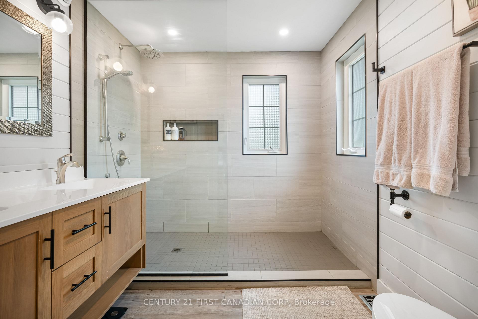 Photo 41 of 66 Lorne Avenue, Bluewater, Hensall — HOMEH