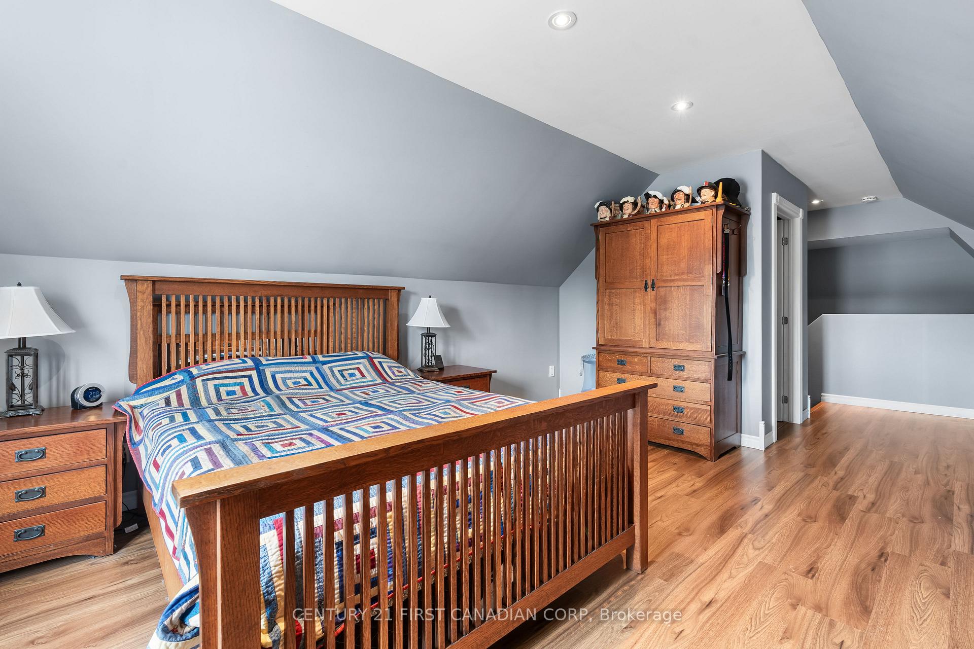Photo 48 of 66 Lorne Avenue, Bluewater, Hensall — HOMEH